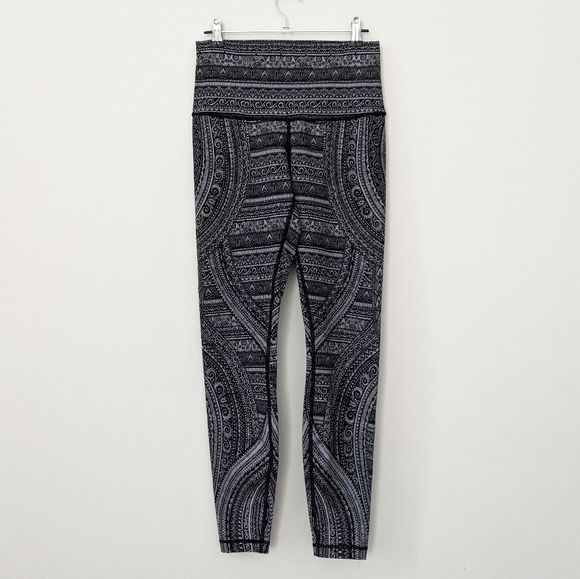 Lululemon Entwined Wunder Under High Rise Tight - Picture 2 of 9